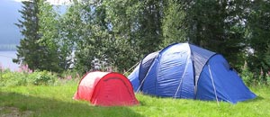 Campingplatz im Garten des Hauses